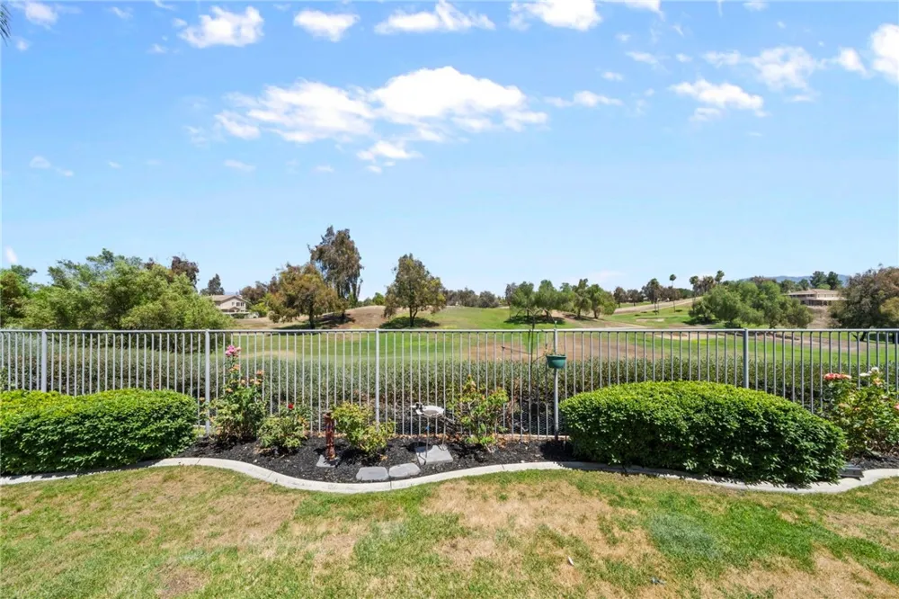 31295 Gleneagles Drive Temecula, CA 92591