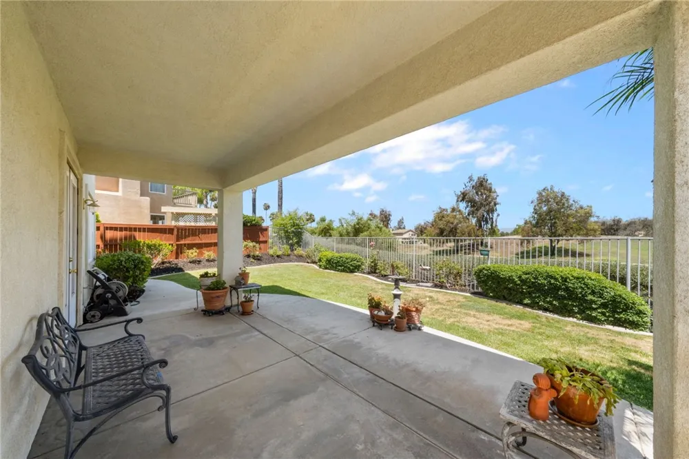 31295 Gleneagles Drive Temecula, CA 92591