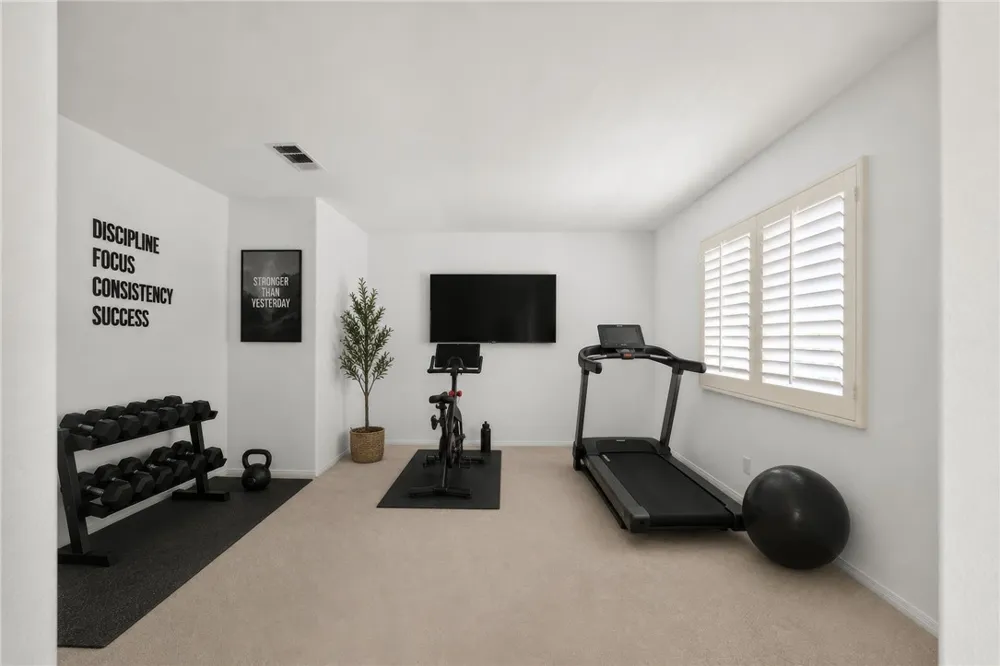 31295 Gleneagles Drive Temecula, CA 92591