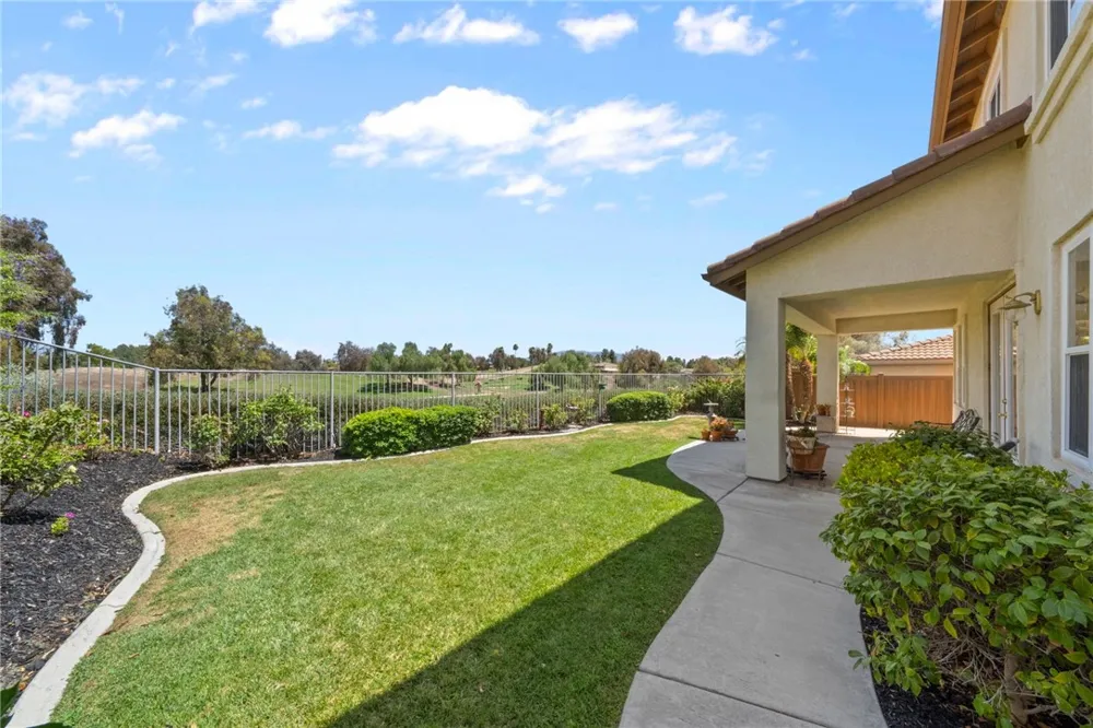 31295 Gleneagles Drive Temecula, CA 92591