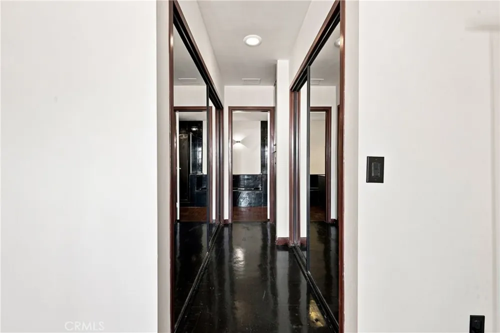 7250 Franklin Avenue #804 Los Angeles, CA 90046