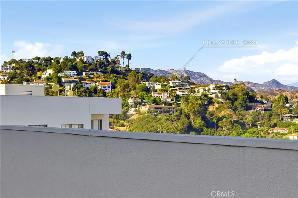 7250 Franklin Avenue #804 Los Angeles, CA 90046