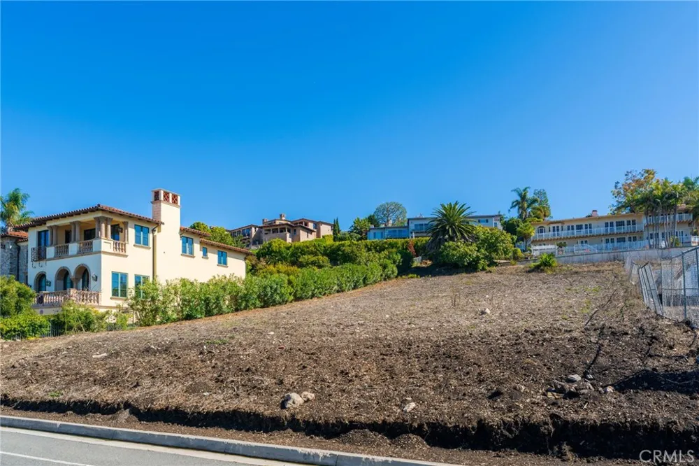 1520 Via Zurita Palos Verdes Estates, CA 90274