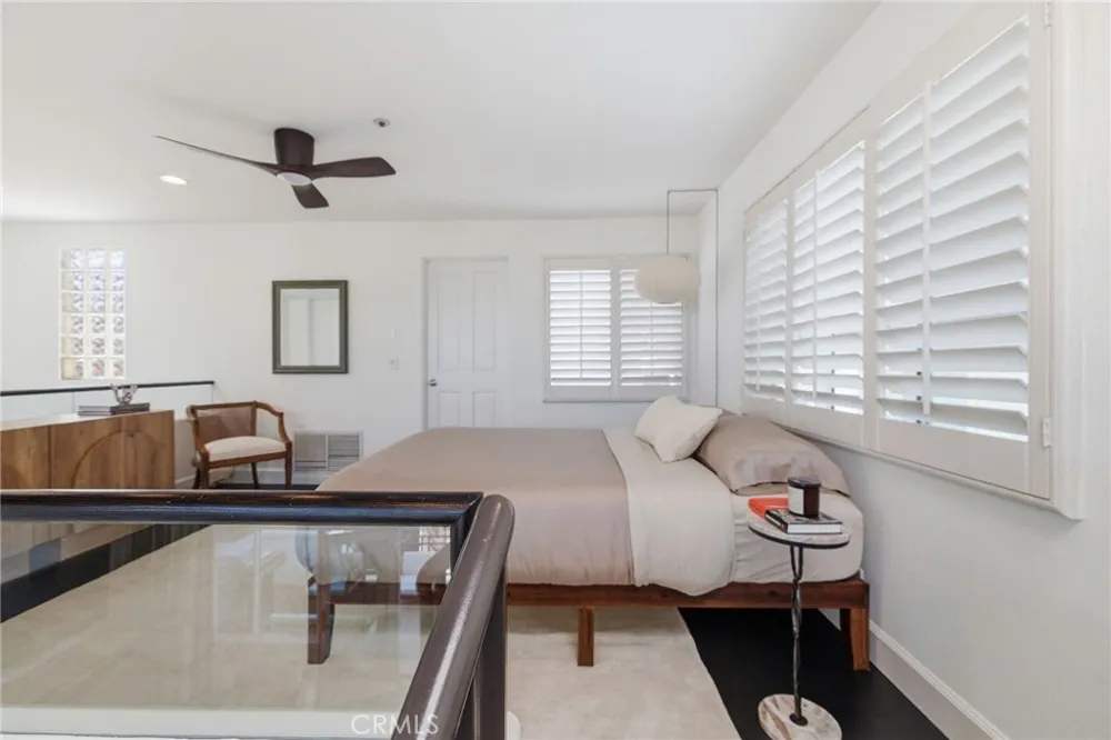 720 Manhattan Beach Boulevard Manhattan Beach, CA 90266