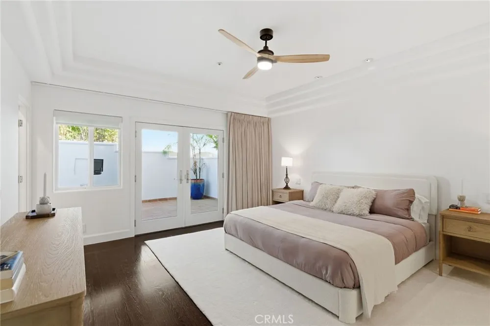 720 Manhattan Beach Boulevard Manhattan Beach, CA 90266