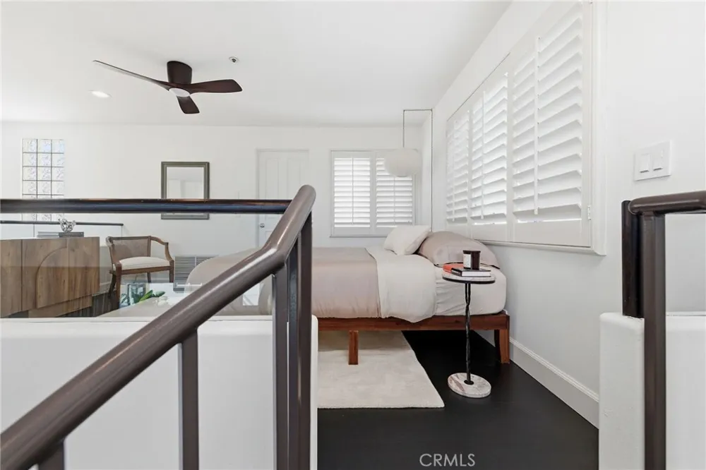 720 Manhattan Beach Boulevard Manhattan Beach, CA 90266