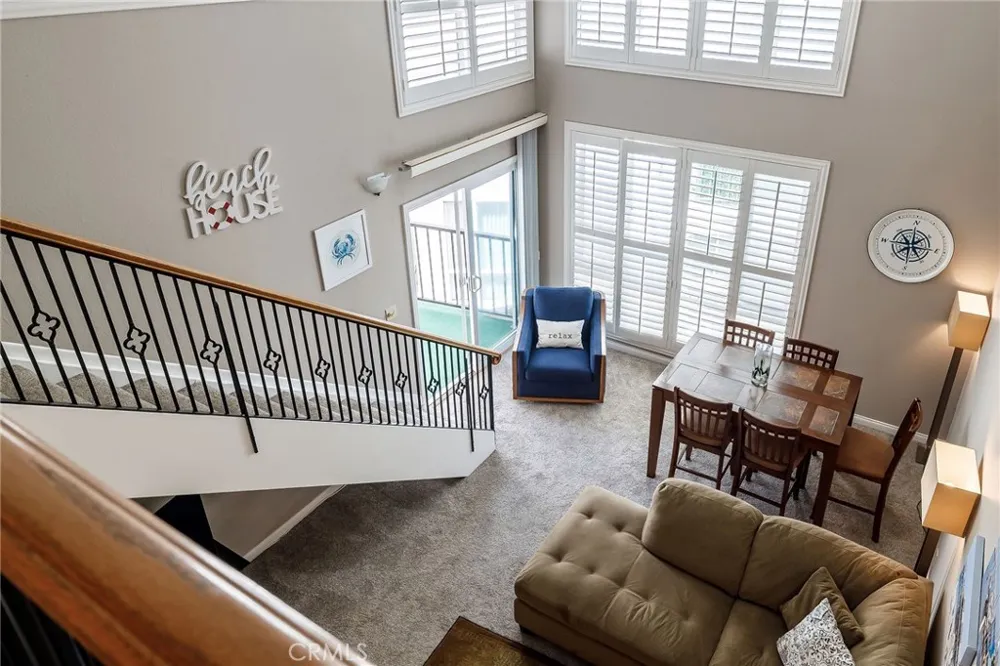565 Esplanade #411 Redondo Beach, CA 90277
