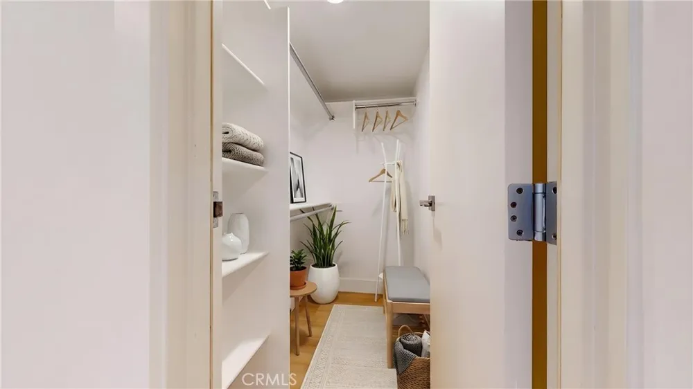 1318 Manhattan Manhattan Beach, CA 90266