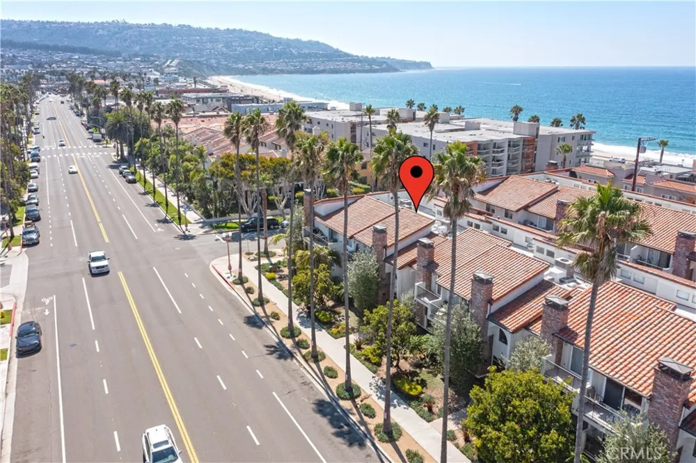 1219 S Catalina Redondo Beach, CA 90277