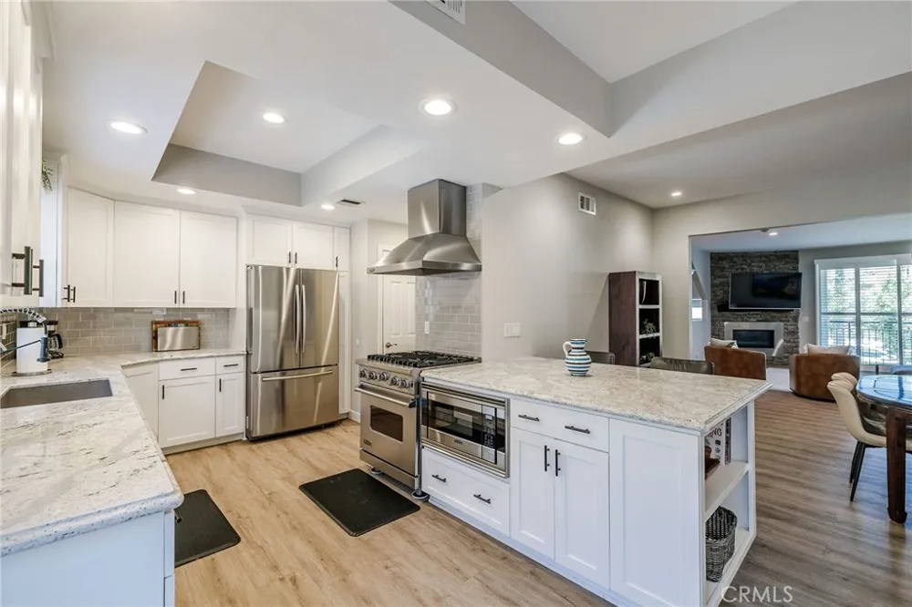 1219 S Catalina Redondo Beach, CA 90277