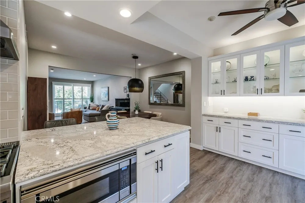 1219 S Catalina Redondo Beach, CA 90277