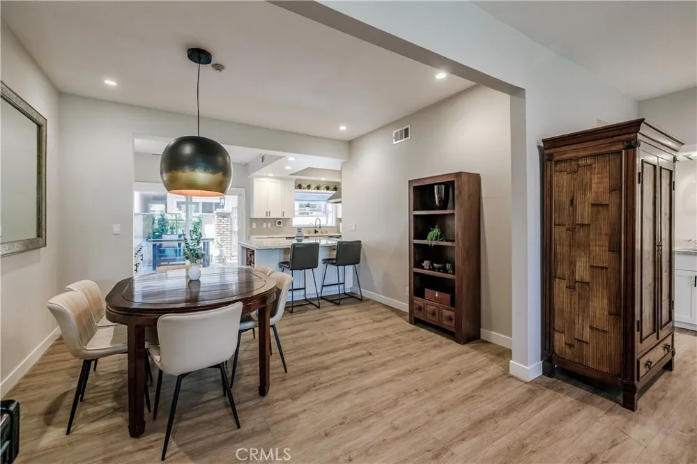 1219 S Catalina Redondo Beach, CA 90277