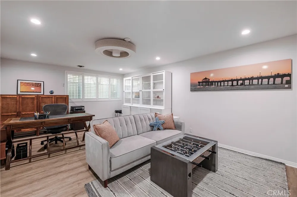 1219 S Catalina Redondo Beach, CA 90277