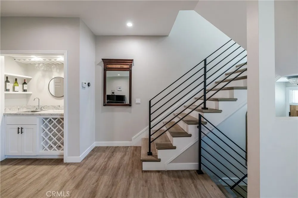 1219 S Catalina Redondo Beach, CA 90277