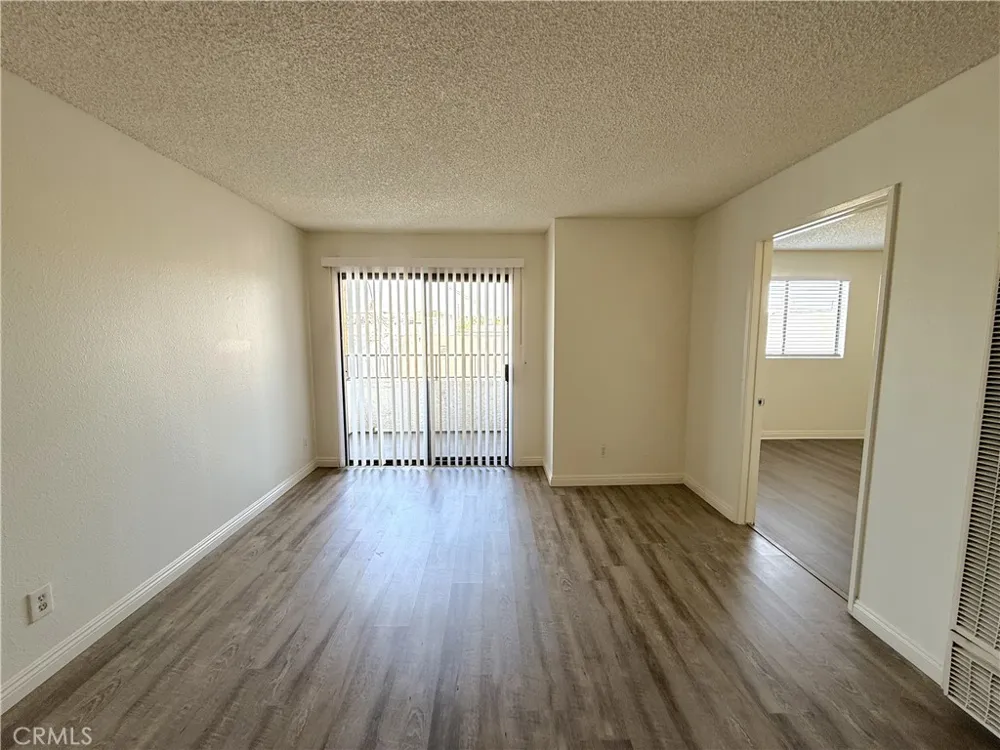 1212 Gladys Avenue #303 Long Beach, CA 90804