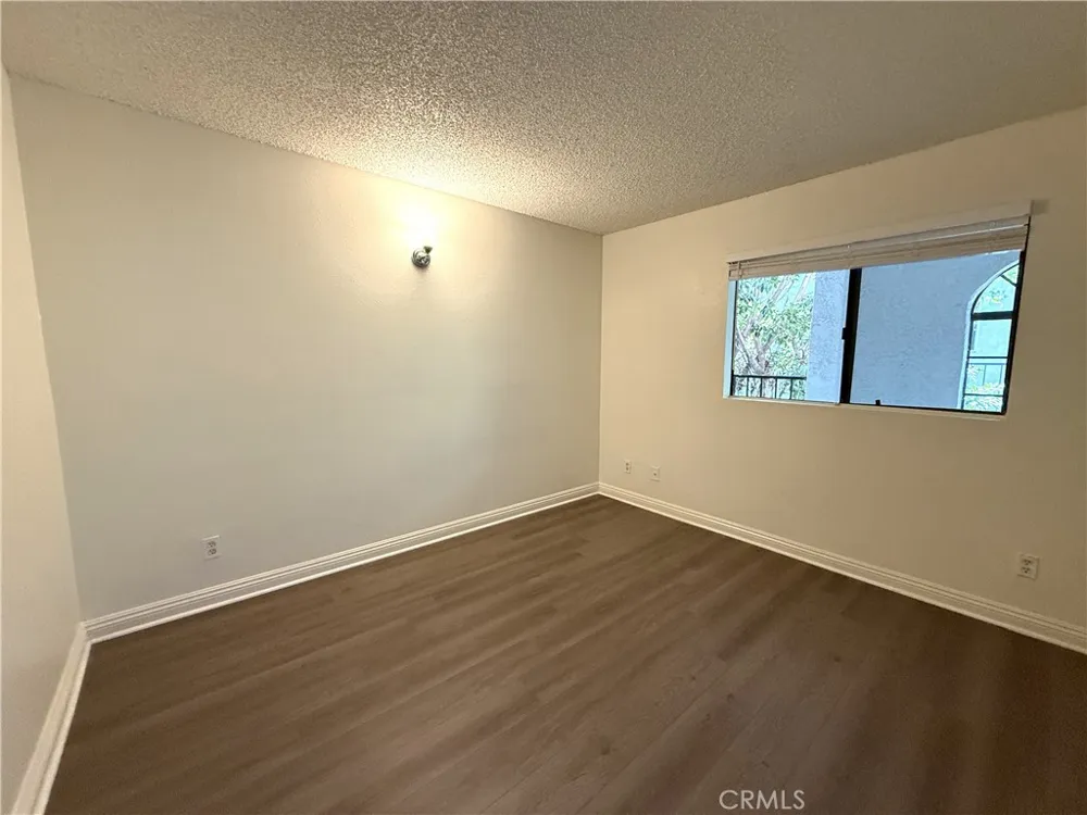 1212 Gladys Avenue #303 Long Beach, CA 90804