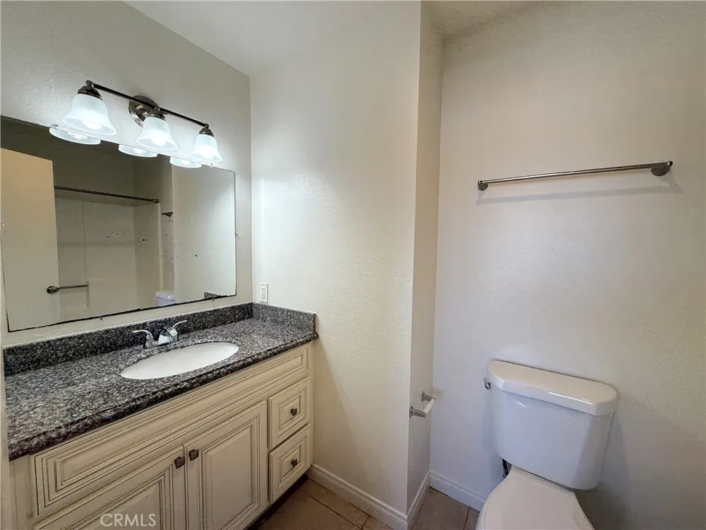 1212 Gladys Avenue #303 Long Beach, CA 90804