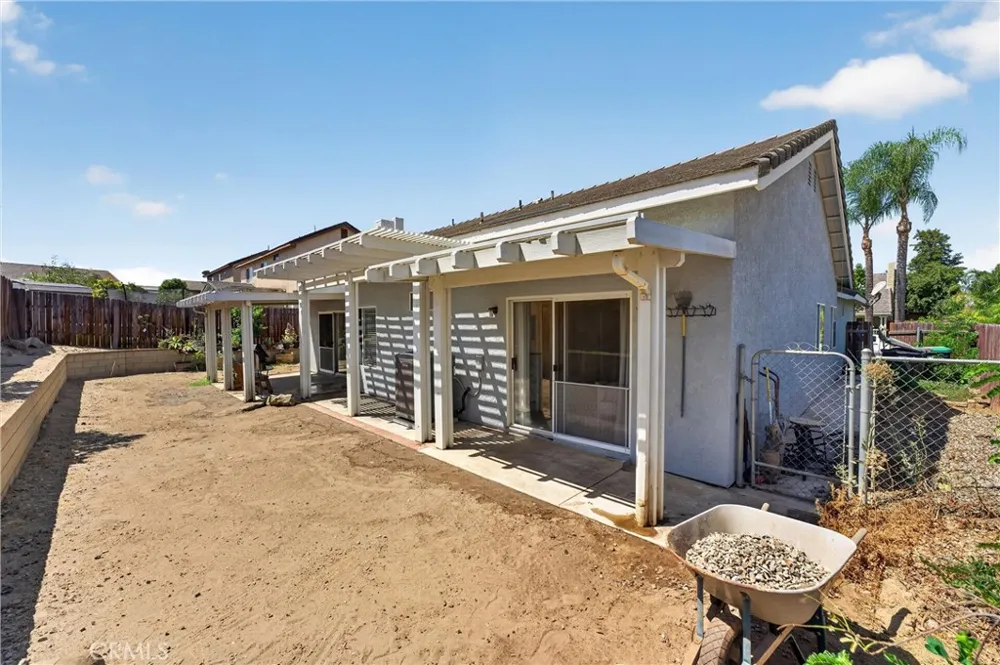 20096 Fallen Leaf Drive Perris, CA 92570