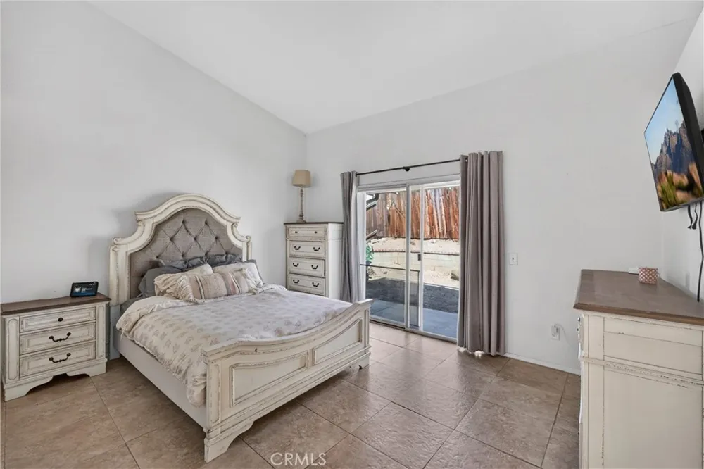 20096 Fallen Leaf Drive Perris, CA 92570