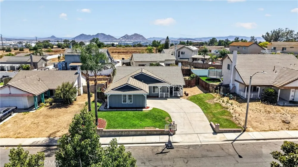 20096 Fallen Leaf Drive Perris, CA 92570