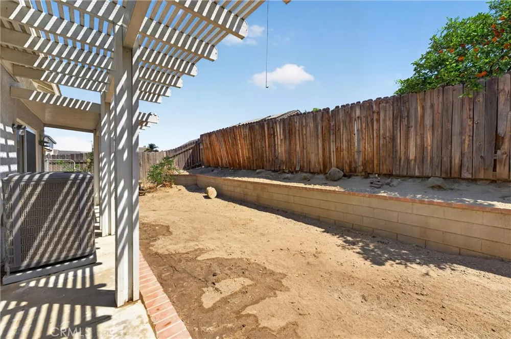 20096 Fallen Leaf Drive Perris, CA 92570