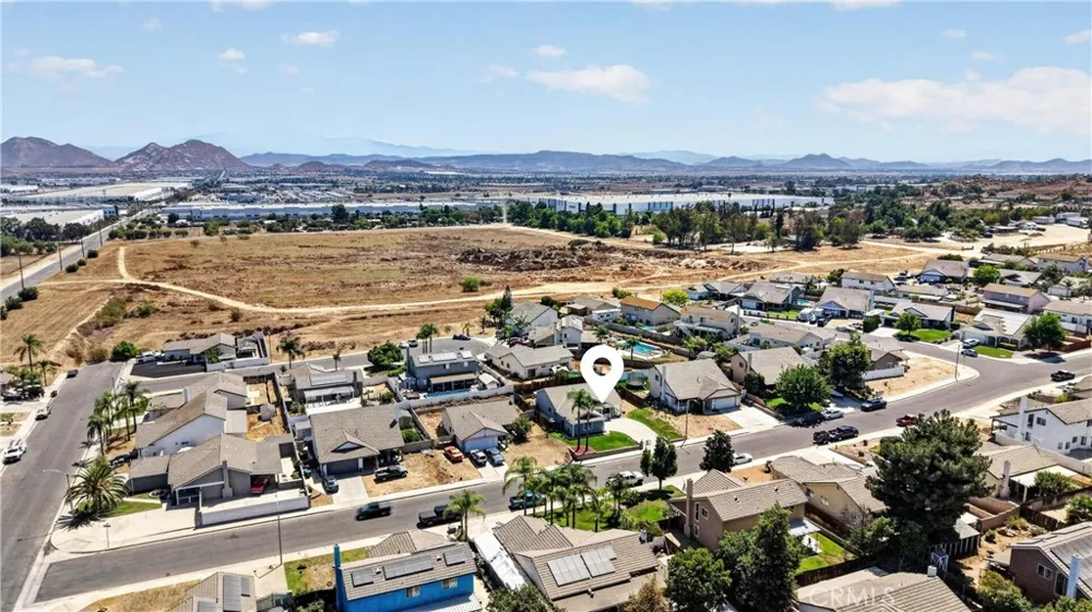 20096 Fallen Leaf Drive Perris, CA 92570
