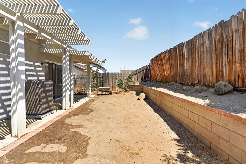 20096 Fallen Leaf Drive Perris, CA 92570