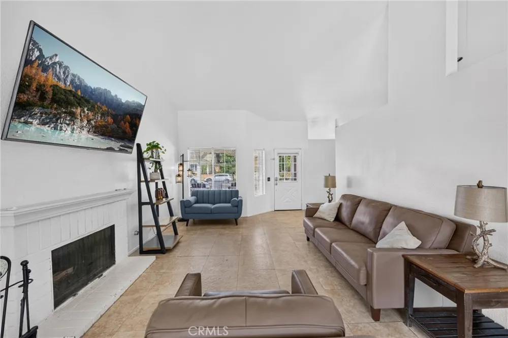 20096 Fallen Leaf Drive Perris, CA 92570