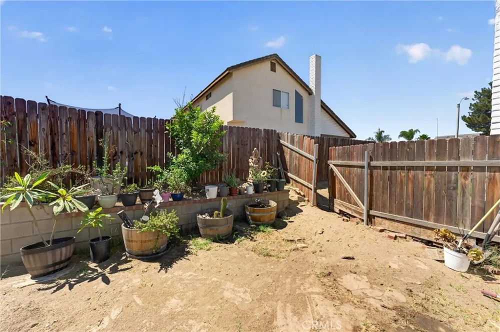 20096 Fallen Leaf Drive Perris, CA 92570