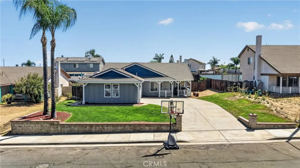 20096 Fallen Leaf Drive Perris, CA 92570