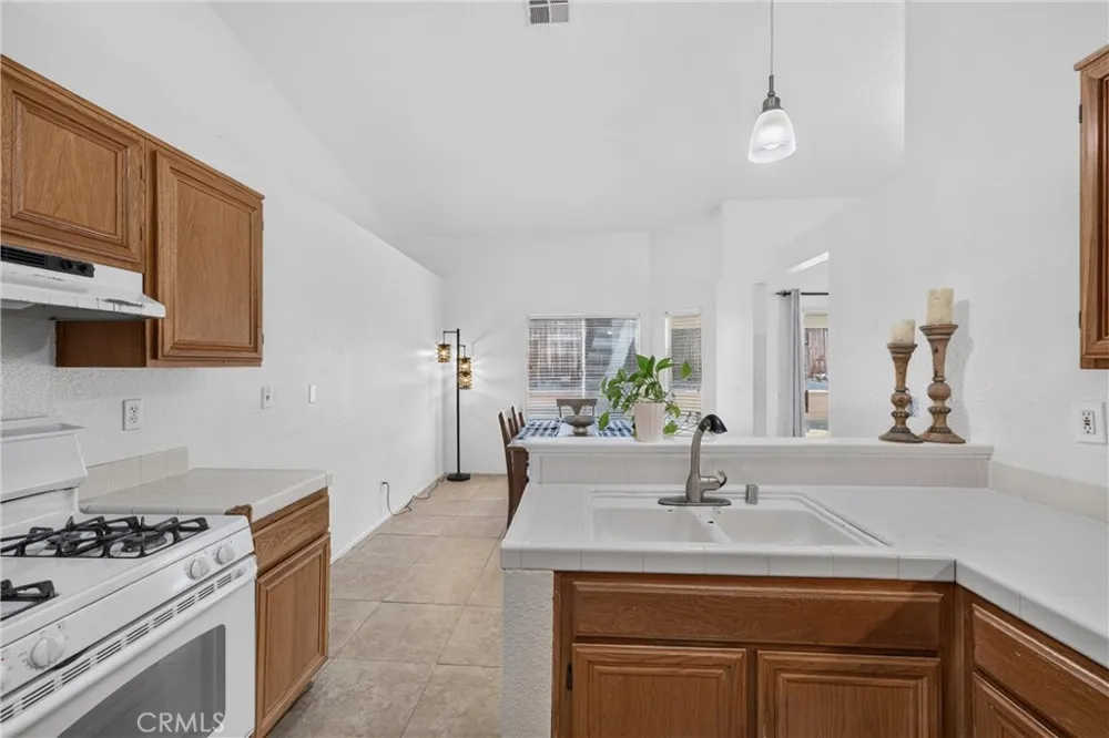 20096 Fallen Leaf Drive Perris, CA 92570