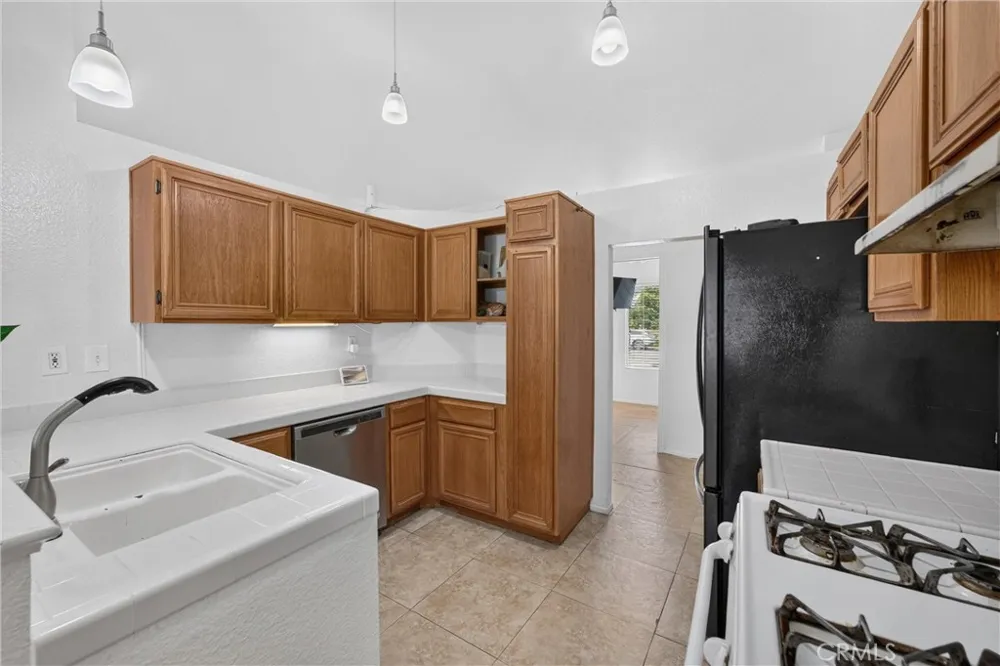 20096 Fallen Leaf Drive Perris, CA 92570