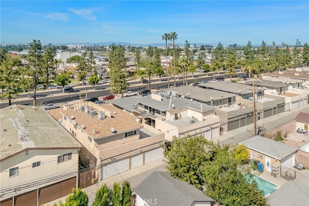 10636 Crenshaw Blvd Inglewood, CA 90303
