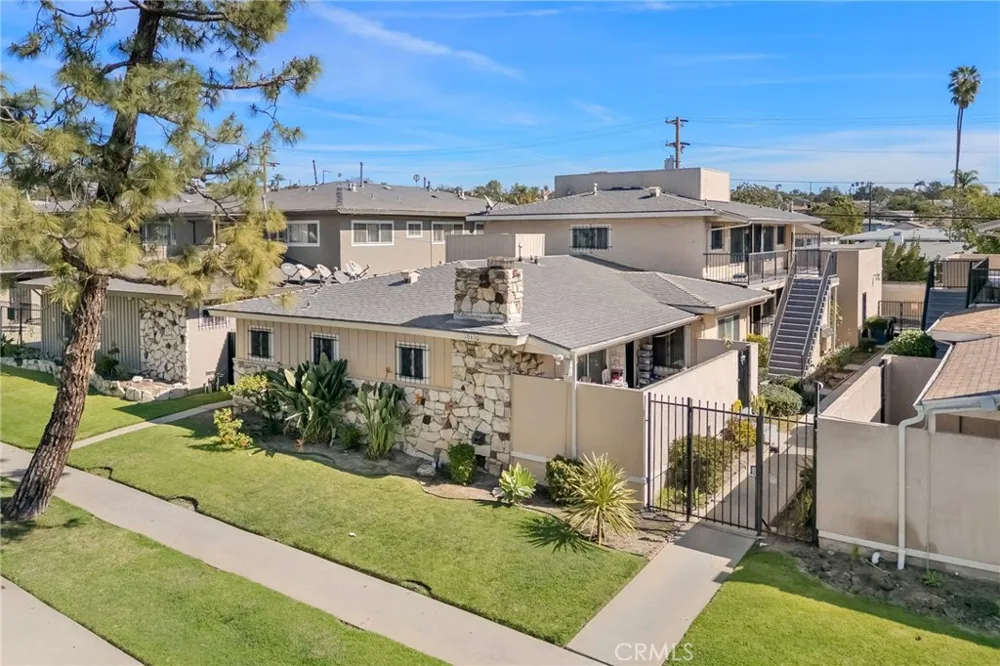 10632 Crenshaw Blvd Inglewood, CA 90303