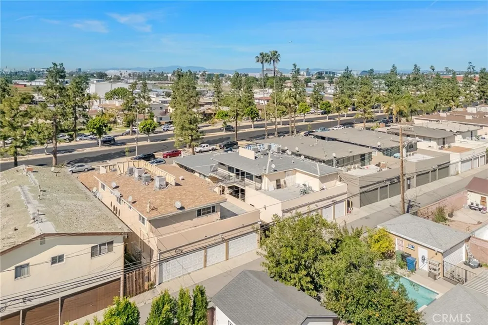 10632 Crenshaw Blvd Inglewood, CA 90303