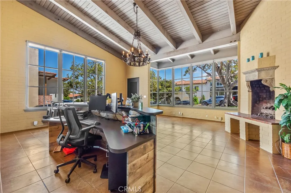 417 Via Corta Palos Verdes Estates, CA 90274