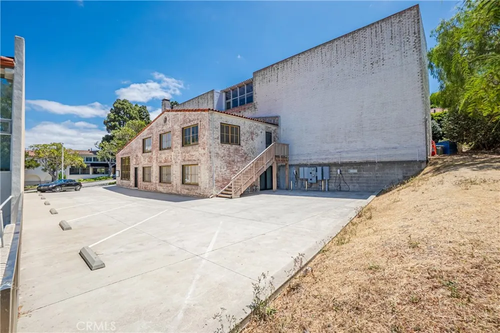 417 Via Corta Palos Verdes Estates, CA 90274