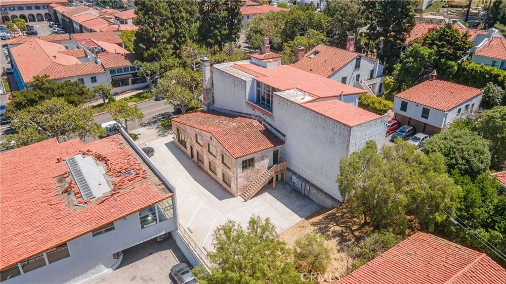 417 Via Corta Palos Verdes Estates, CA 90274