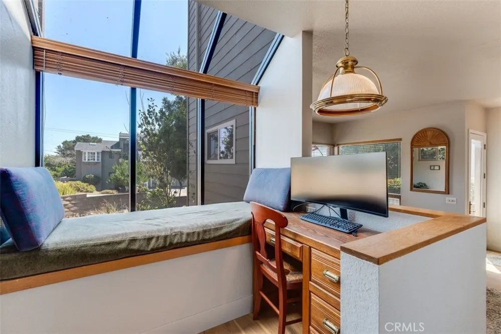 399 Warwick Cambria, CA 93428
