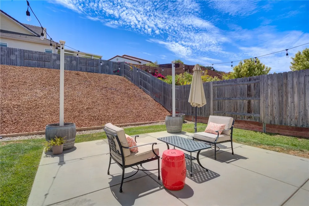 1502 Lambs Ear Santa Maria, CA 93455