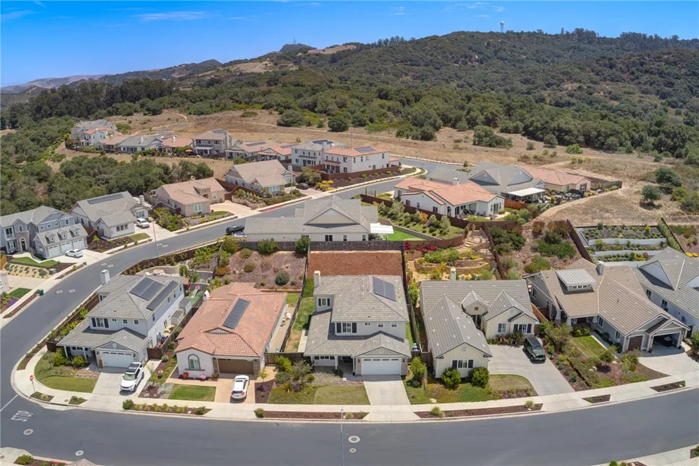 1502 Lambs Ear Santa Maria, CA 93455