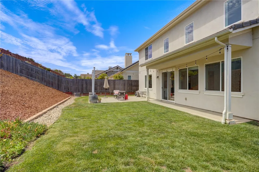 1502 Lambs Ear Santa Maria, CA 93455