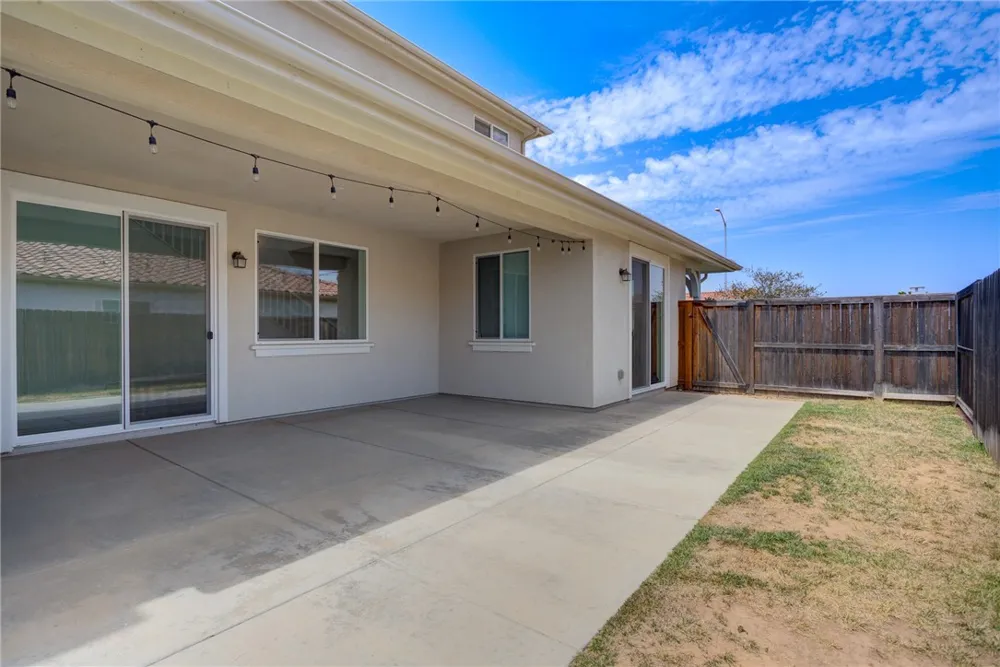 1502 Lambs Ear Santa Maria, CA 93455