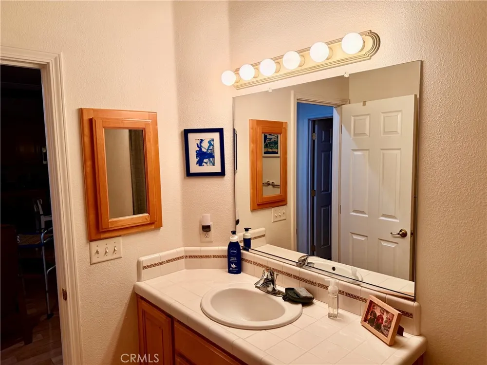 2858 Victoria Avenue San Luis Obispo, CA 93401