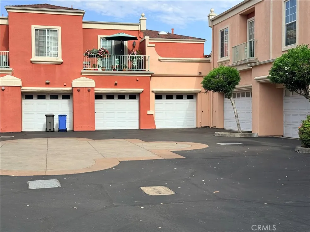 2858 Victoria Avenue San Luis Obispo, CA 93401