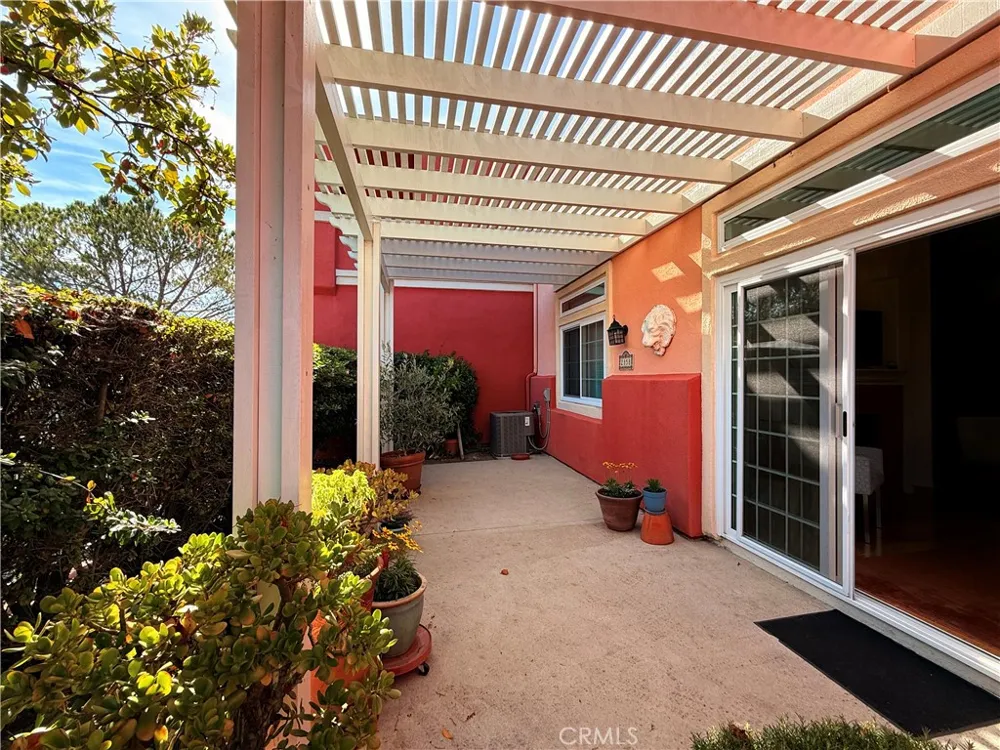 2858 Victoria Avenue San Luis Obispo, CA 93401