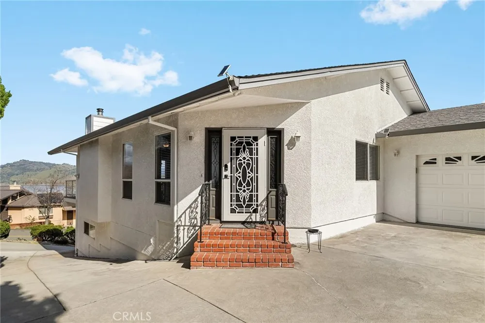 5370 Royal Oaks Drive Oroville, CA 95966