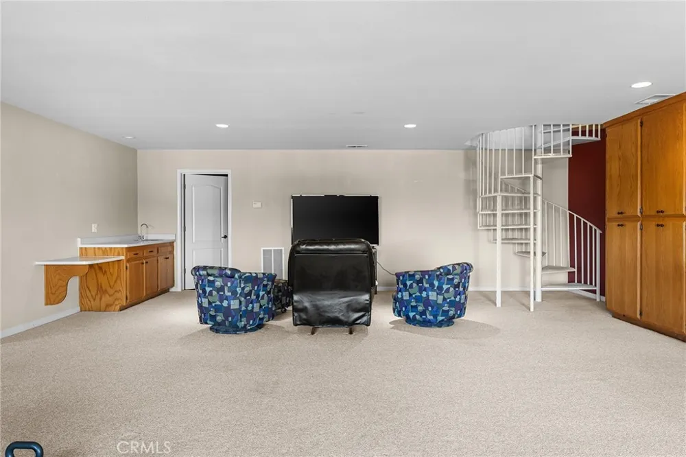 5370 Royal Oaks Drive Oroville, CA 95966