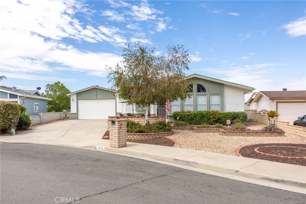 1645 Pear Tree Court Hemet, CA 92545