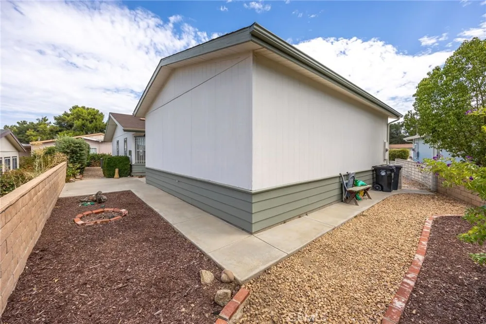 1645 Pear Tree Court Hemet, CA 92545